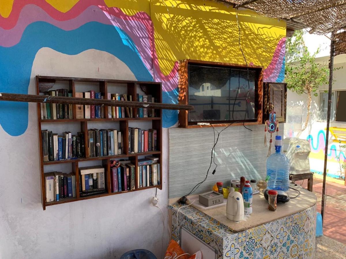 Dahab Tribe Guest House ภายนอก รูปภาพ