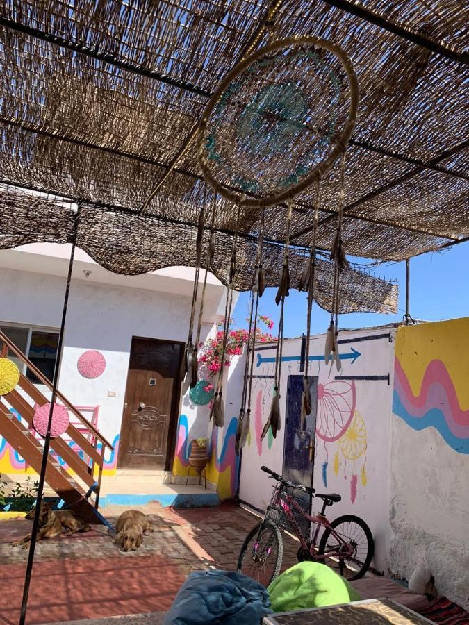 Dahab Tribe Guest House ภายนอก รูปภาพ